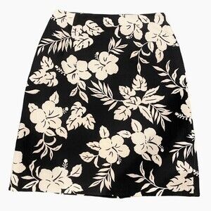 Talbots Black & White floral Pencil Skirt - Size 6P - So cute - EUC